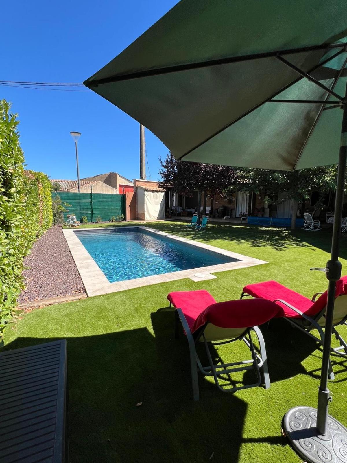 Casa Villa Luna Magaz De Pisuerga Exterior foto